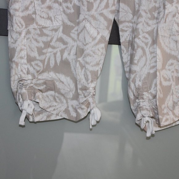 Style & Co. Women's 14 Printed Capri Pant - Picture 2 of 9